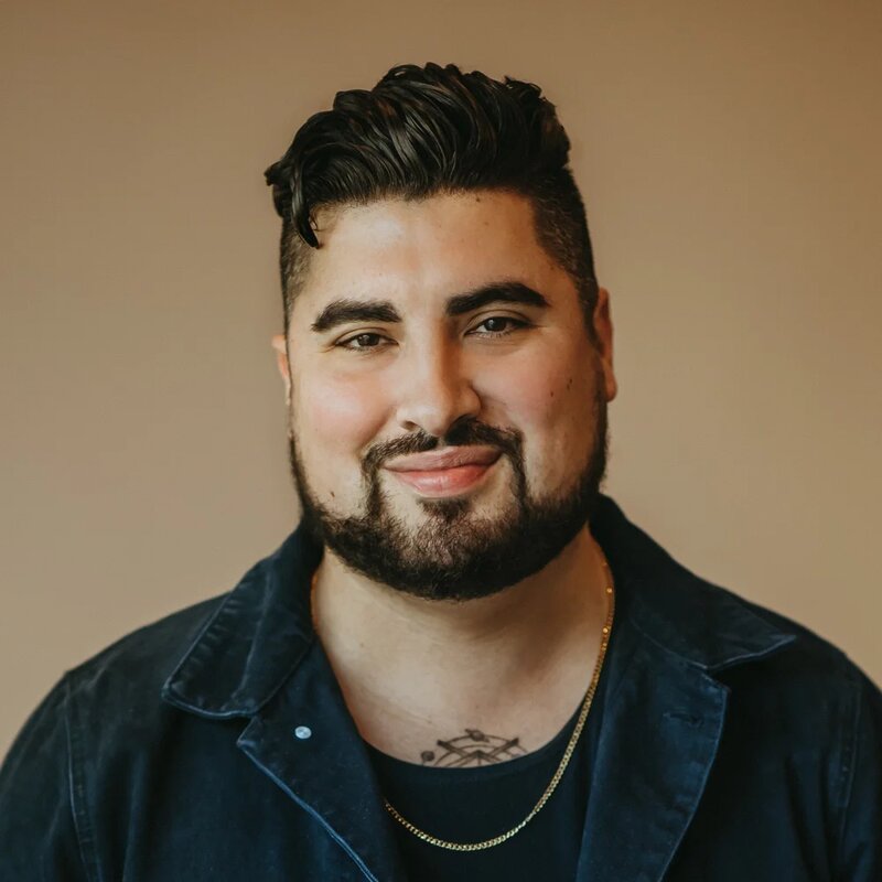 Headshot of Grant Skeldon