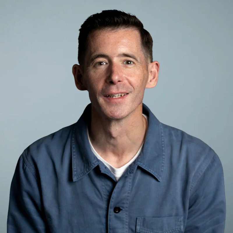 Headshot of Stephen Foster